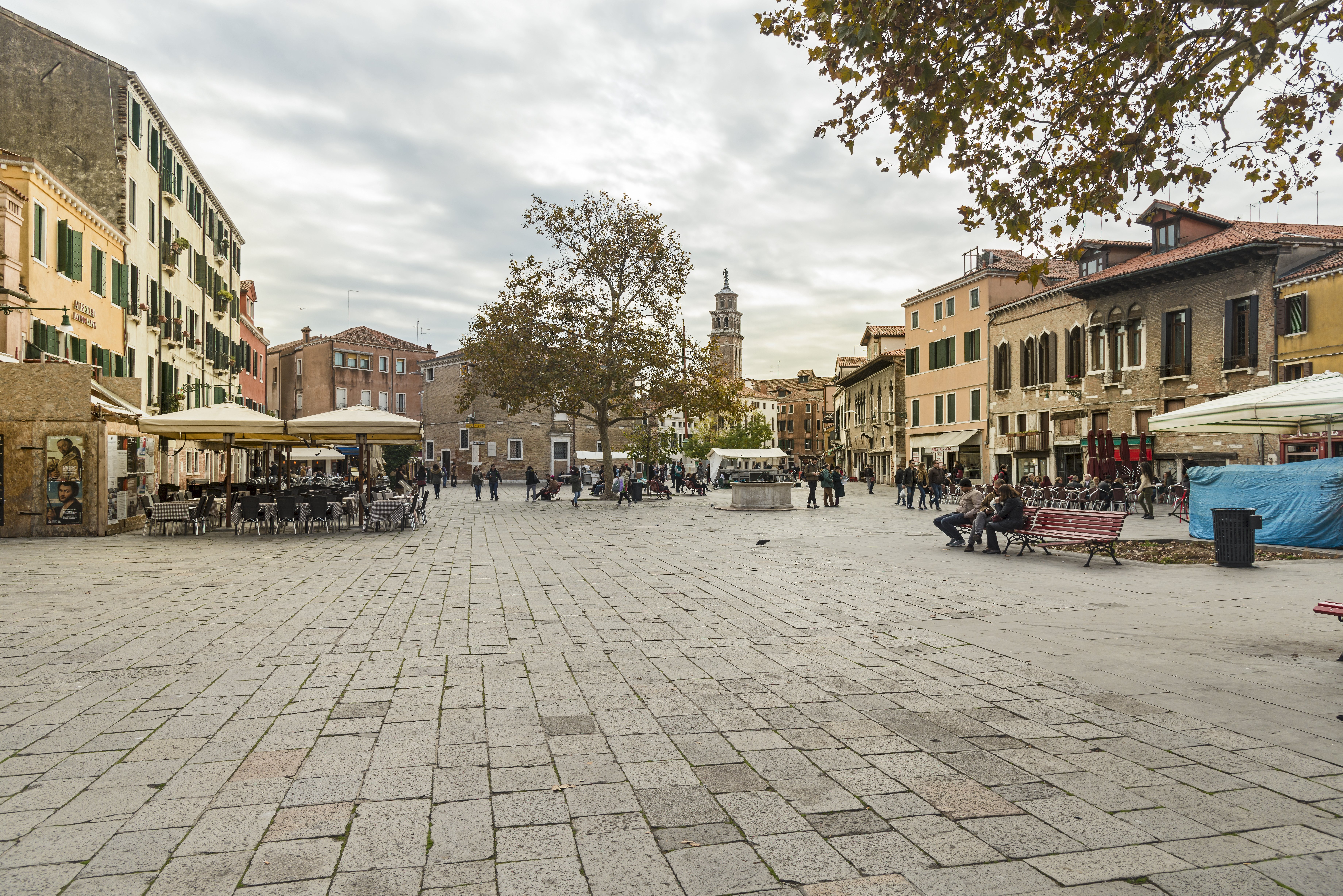 Piazza del Campo Santa Margherita a Venezia