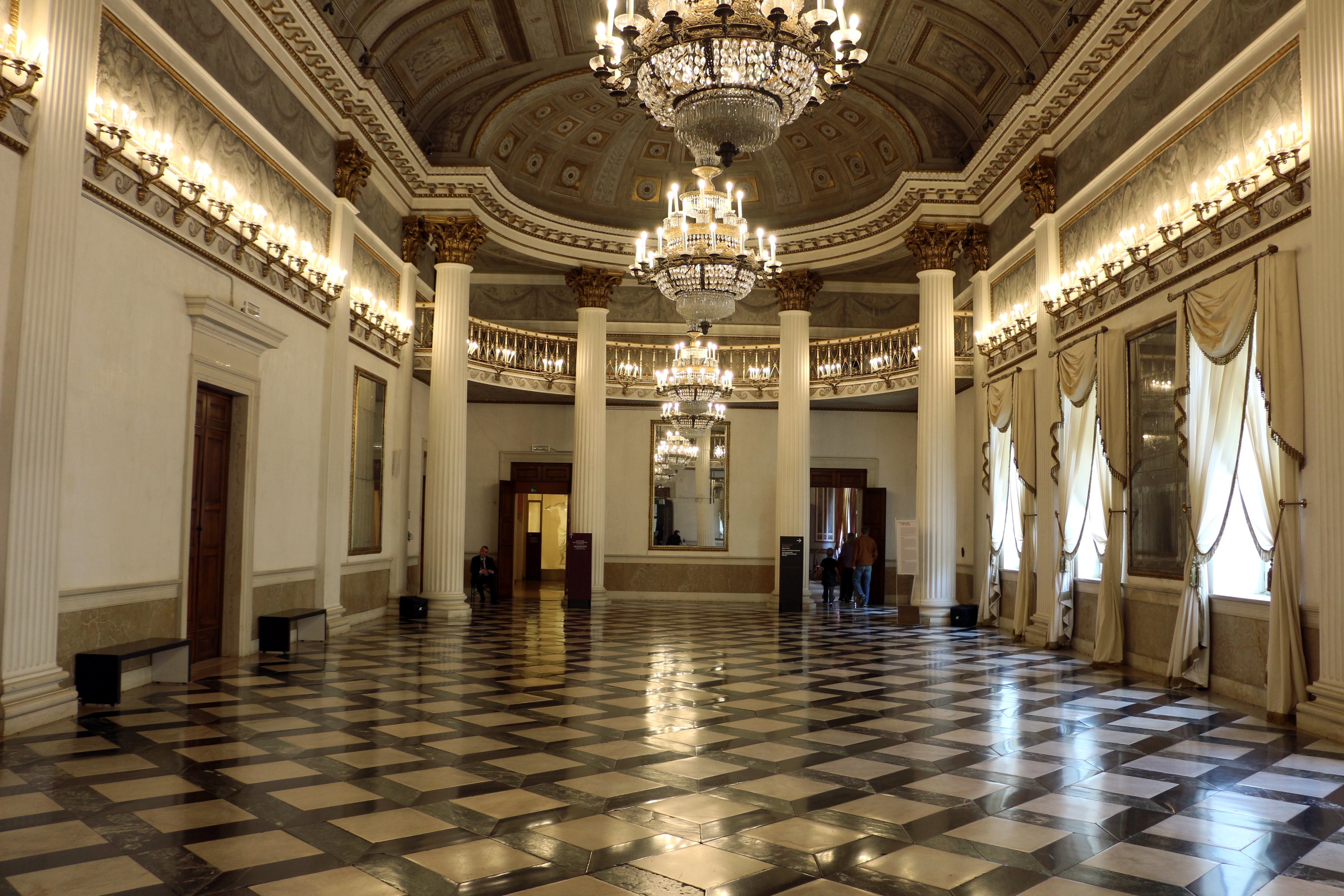 Palazzo_reale_di_venezia,_salone_da_ballo,_01