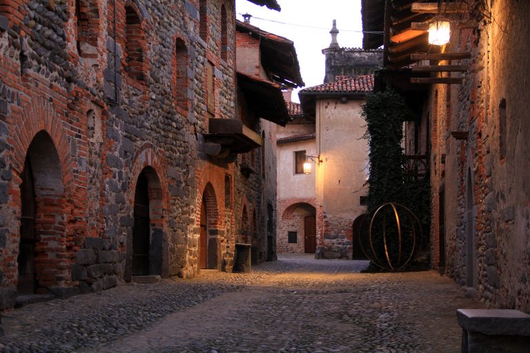 Il Ricetto di Candelo a Biella, il borgo medievale incantato