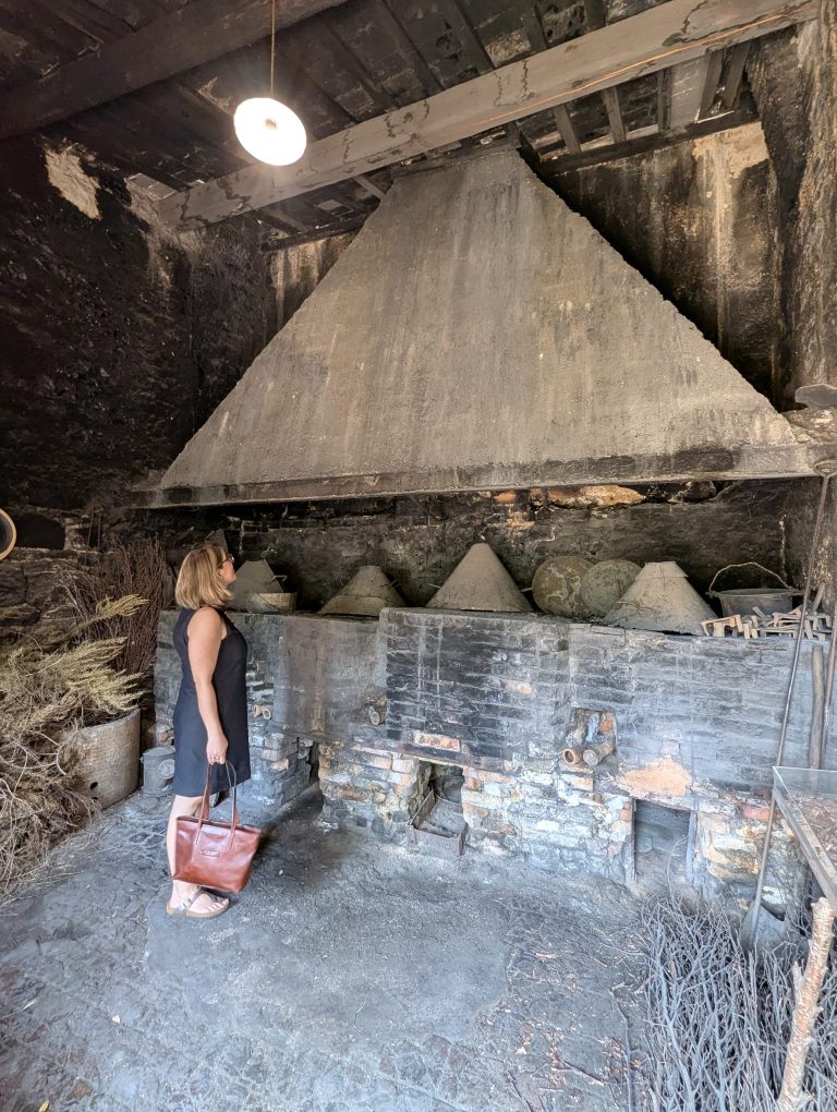 Ceramica a lustro Rubboli a Gualdo Tadino: esperienza autentica in Umbria tra arte, fuoco e tradizione